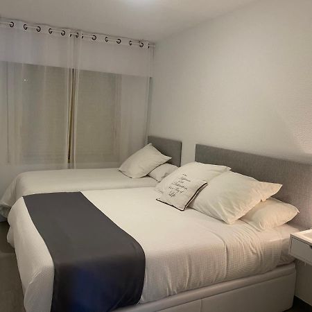クリェラ1A Linea Con Piscina Nuevoアパートメント エクステリア 写真